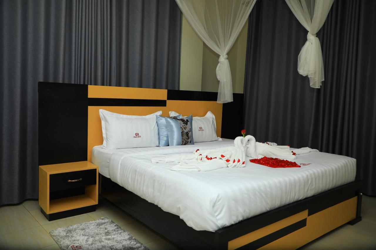 Galaxy Motel Kampala Extérieur photo
