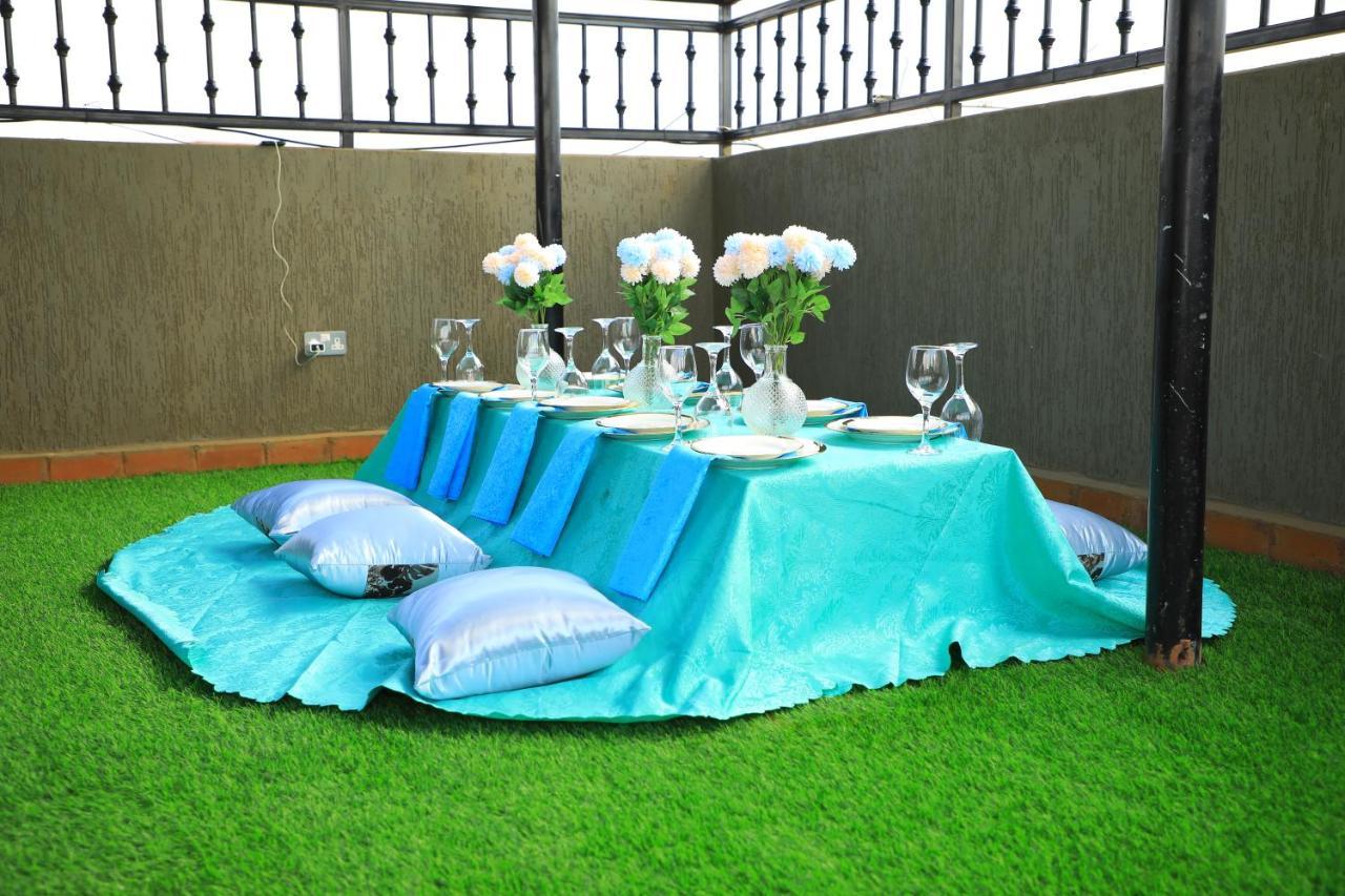 Galaxy Motel Kampala Extérieur photo
