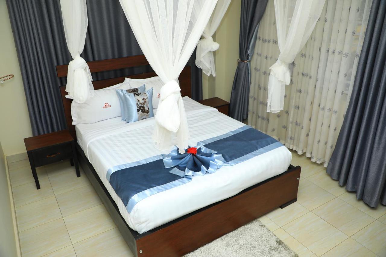 Galaxy Motel Kampala Extérieur photo