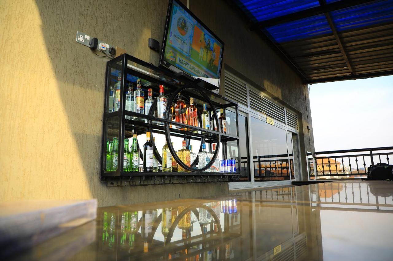 Galaxy Motel Kampala Extérieur photo