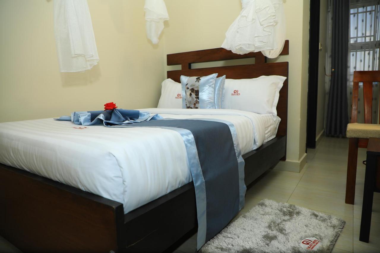 Galaxy Motel Kampala Extérieur photo