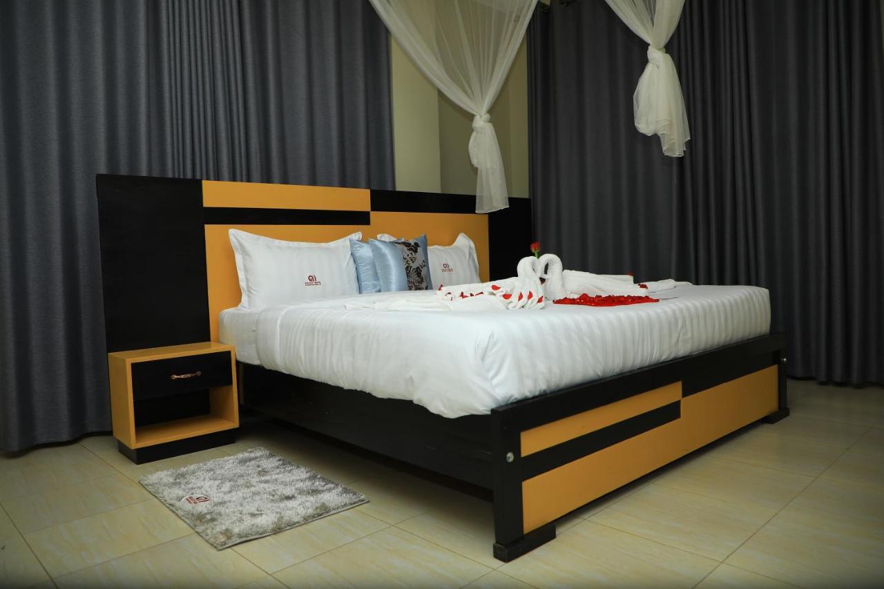 Galaxy Motel Kampala Extérieur photo
